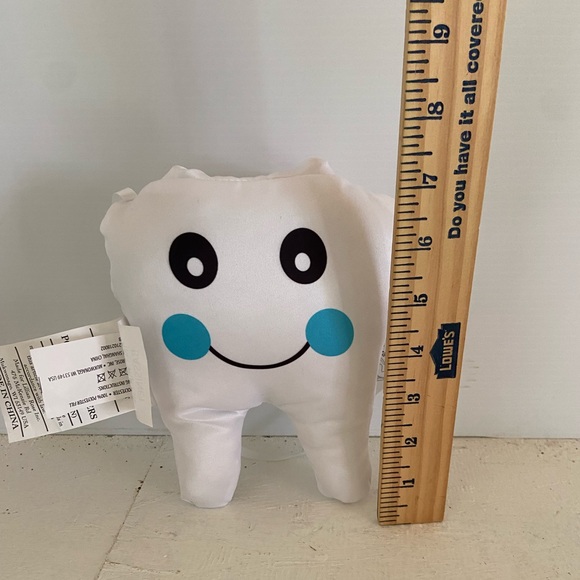 NWT Lillian Rose Tooth Fairy Hanging Pillow with Pocket for tooth - Picture 6 of 7